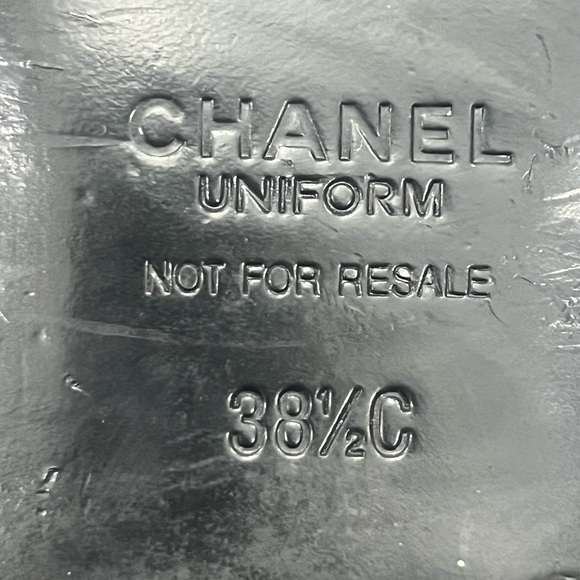 Chanel CC Interlocking Logo Oxfords - Picture 9 of 11